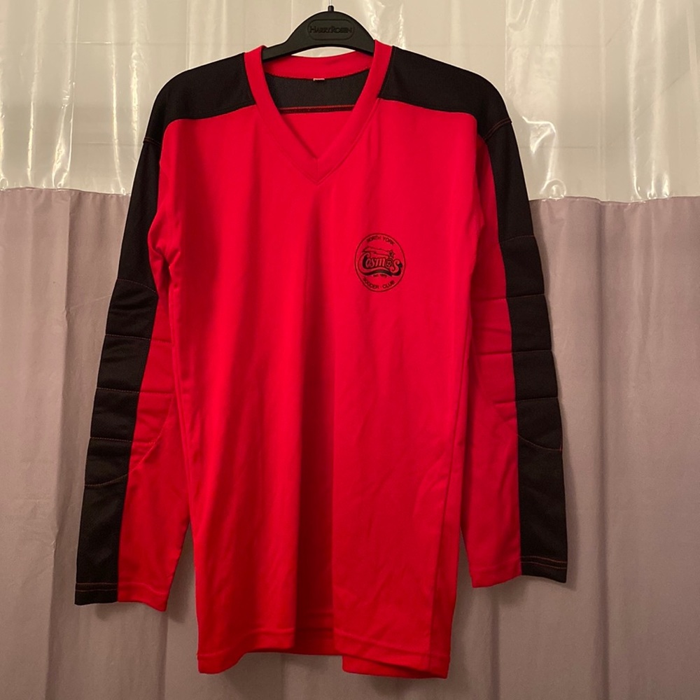 Teen Boys North York red cosmos soccer club uniform shirt medium